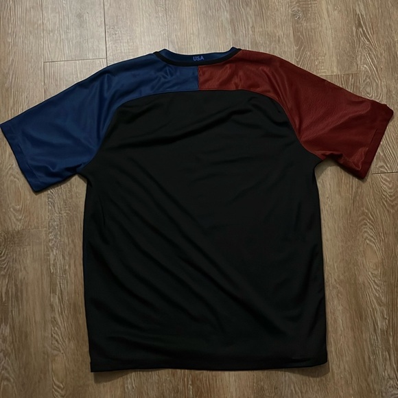 Nike Team USA Soccer Shirt - Picture 2 of 3